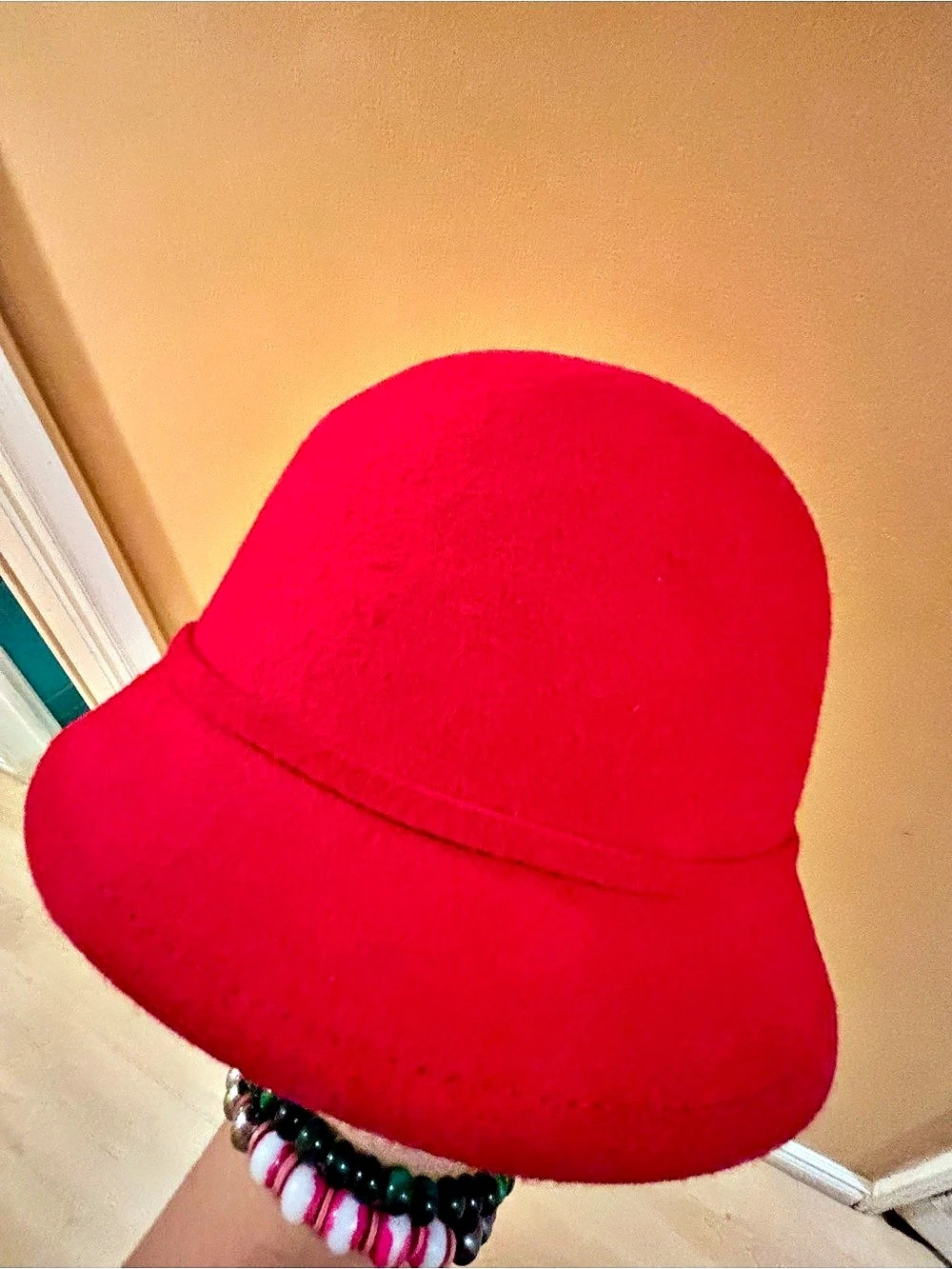 Nine West Red Wool Felt Cloche Hat Flower Flapper Vintage Gatsby Style Bucket